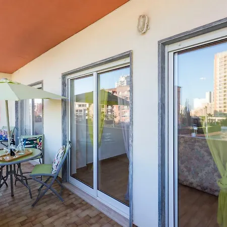 Edificio Rocha Vau Lägenhet Portimão